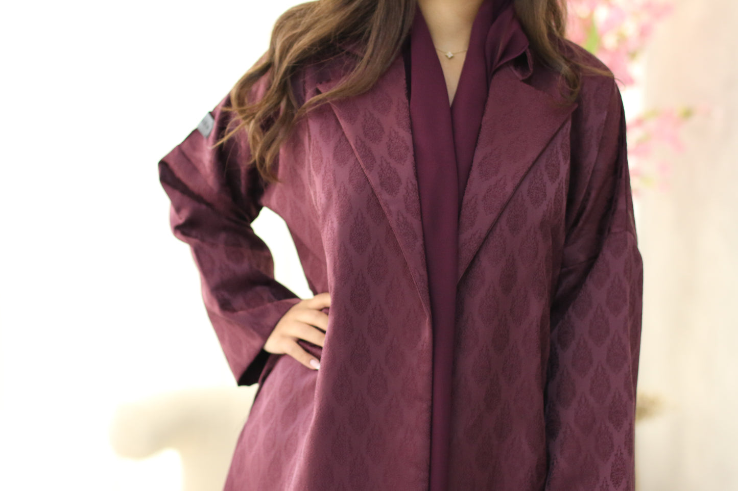 Burgundy Abaya with patterns Details