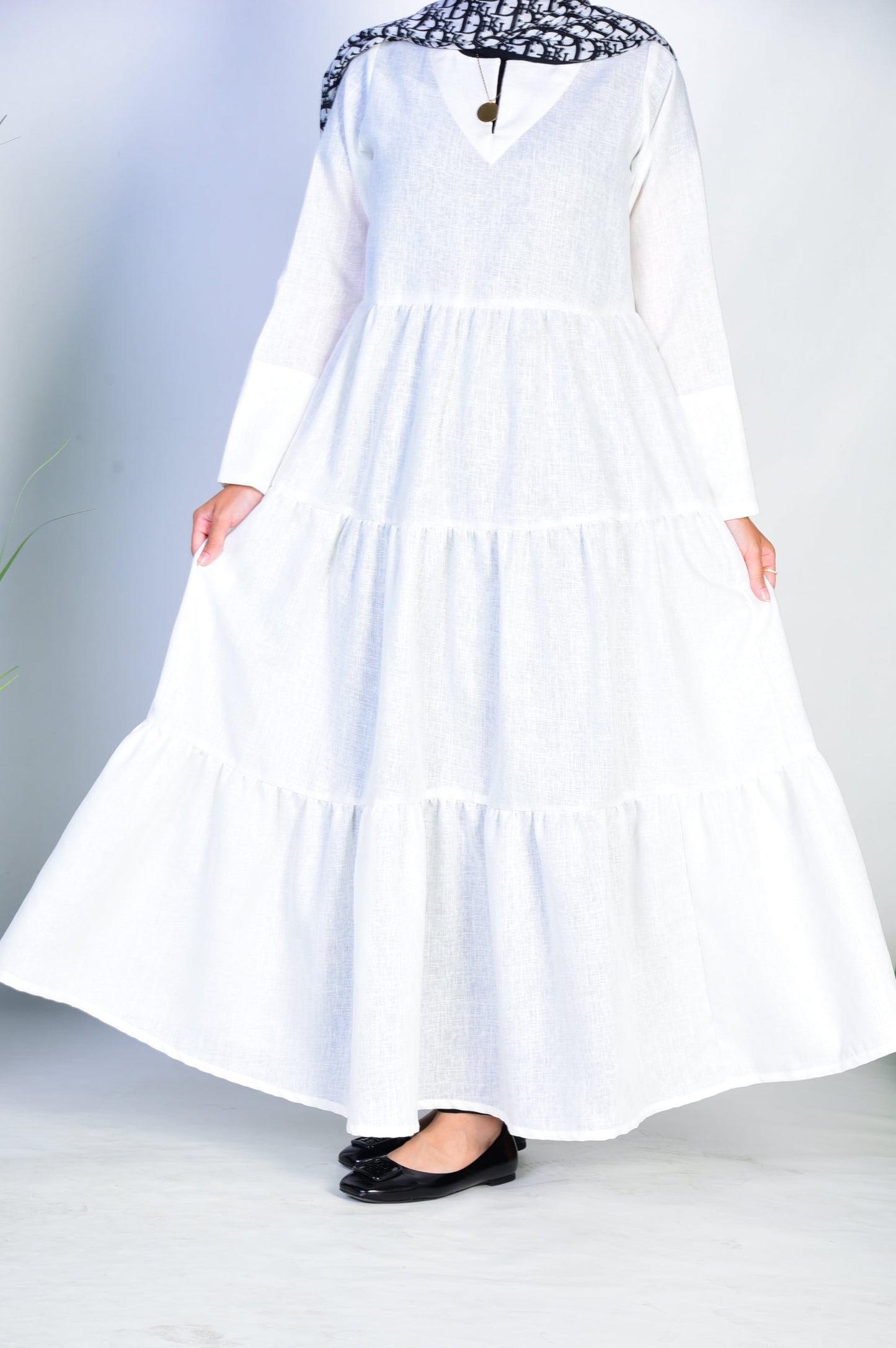 THE LINEN DRESS: WHITE